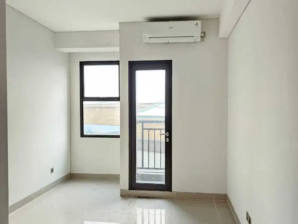 Apartemen studio Transmart Mall Cibubur dekat tol dan stasiun lrt