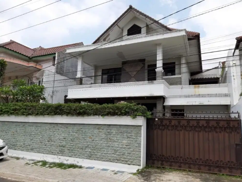 DIJUAL RUMAH BANDAHARA MALANG DEKAT UNMER DLL