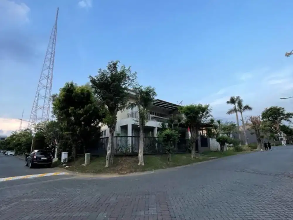 Rumah 2 Lantai siap Huni di Villa valensia Pakuwon indah