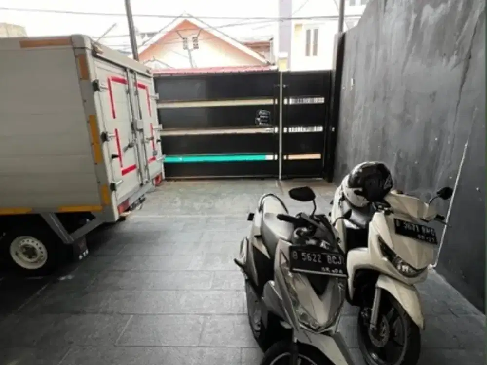 DIJUAL RUMAH KOMPLEK AMAN GROGOL JAKARTA BARAT