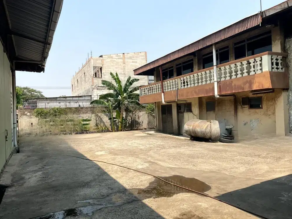 Dijual Gudang Strategis Di Tegal Alur