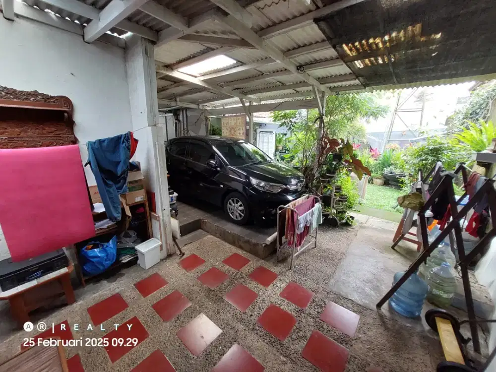 MURAH PISAN Rumah Depan Taman di Bawah Harga Pasar Cigadung Dago