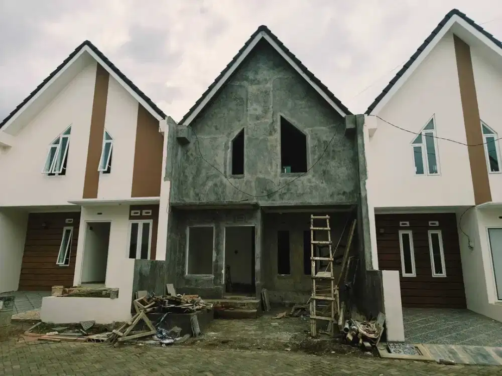 RUMAH SIAP HUNI HARGA 400 JUTAAN DEKAT KAMPUS ITN 2