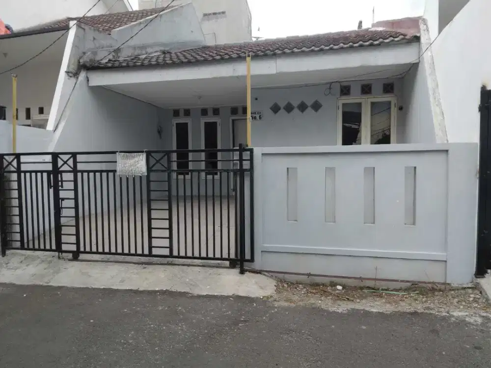 Rumah dikontrakan Pondok Kelapa