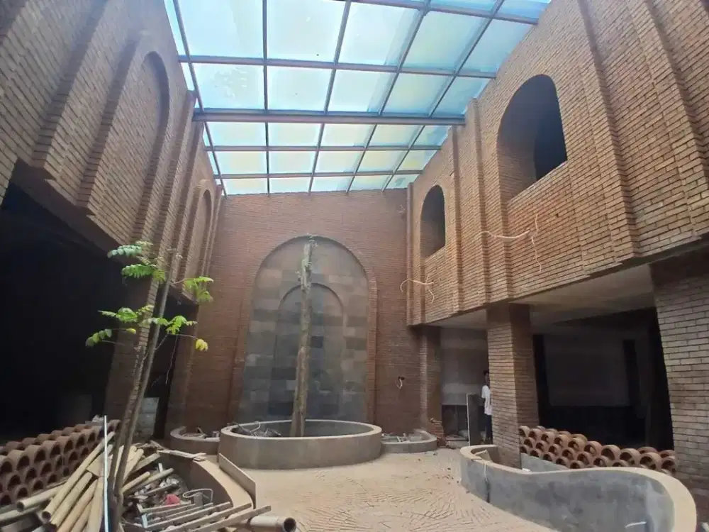 DISEWAKAN TANAH – LOKASI STRATEGIS