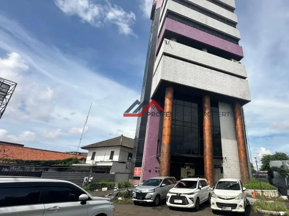 Dijual Gedung Kokoh Strategis Di Matraman dekat Jakarta Pusat