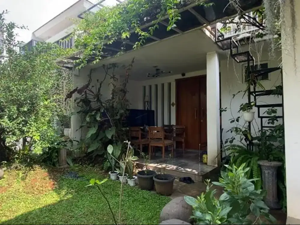 Dijual Rumah Asri di Kawasan Strategis Cluster Dejuputi BSD City