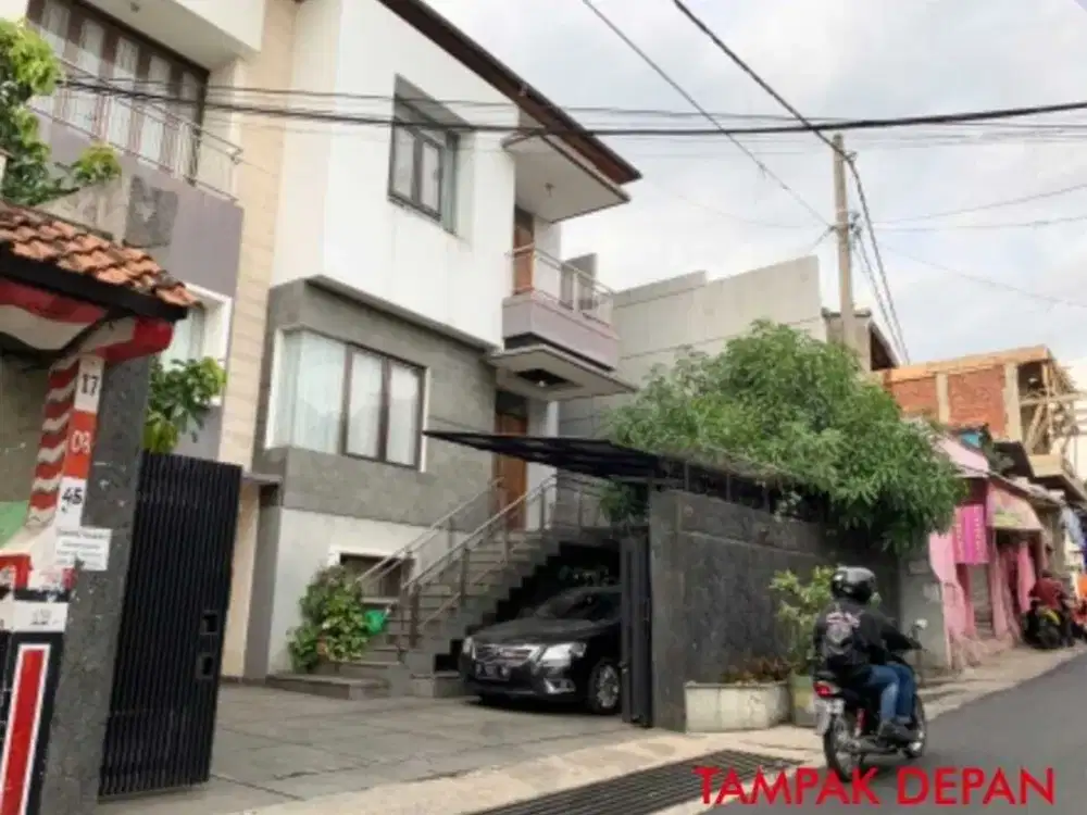 Rumah Minimalis Modern di Coblong