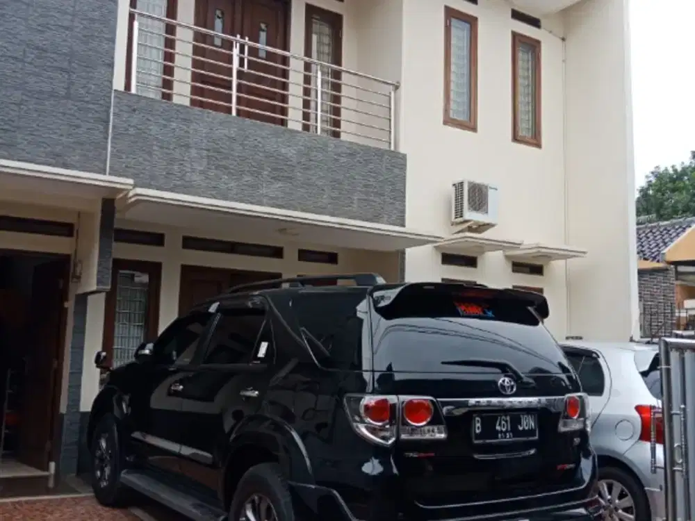 Rumah bagus rapi siap huni di Jati Padang Jakarta Selatan