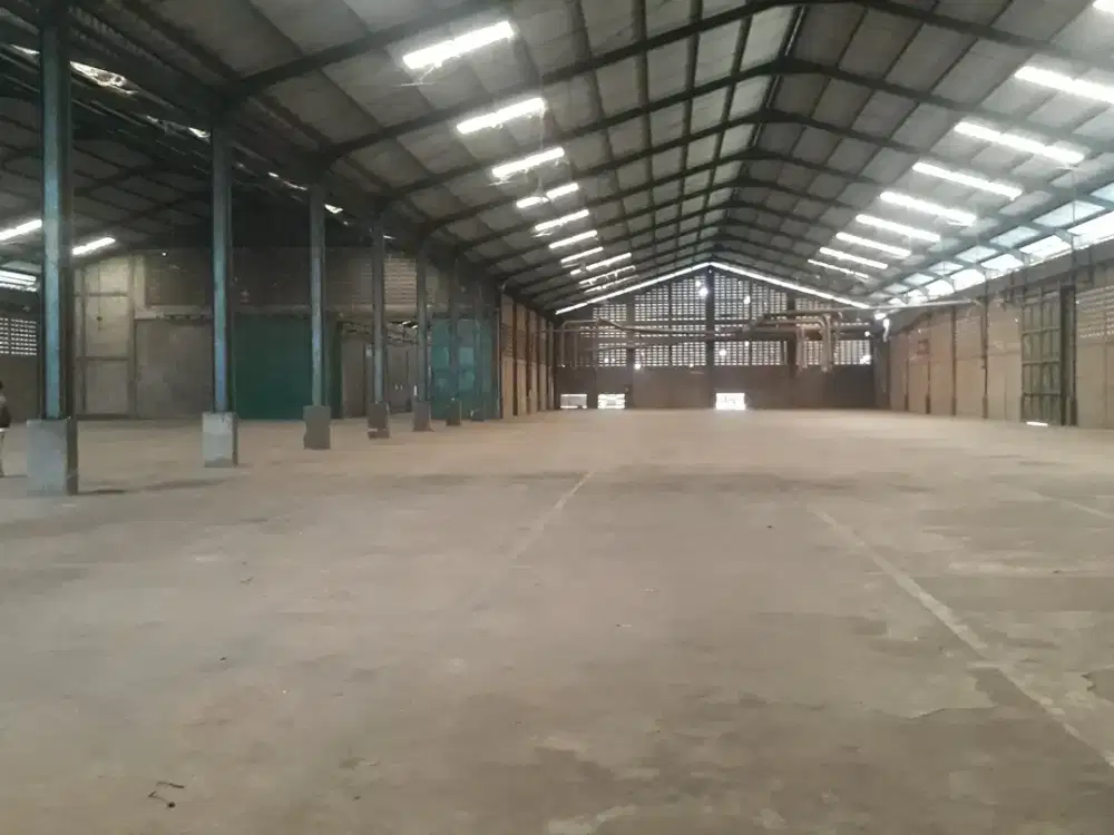 Pabrik/Gudang  Murah , Bagus Dan Strategis Di Mojokerto