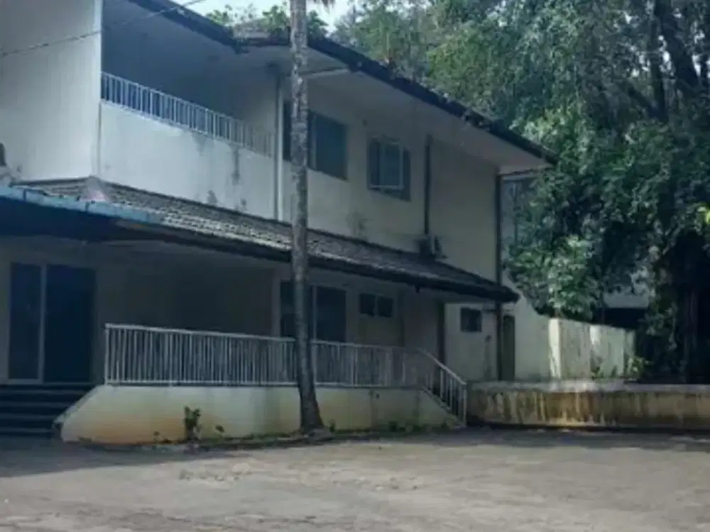 Dijual kavling Kemang Lokasi strategis cocok untuk perumahan .