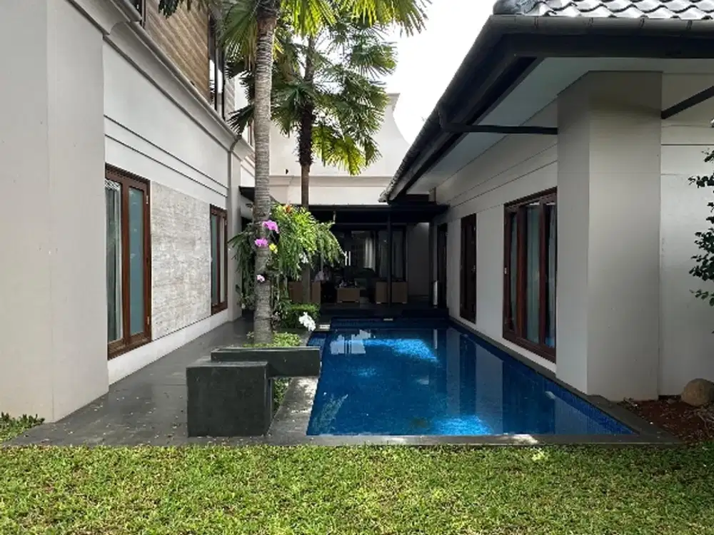 Pejaten Pasar Minggu Luxurious Resort House Design Aang Wirawan