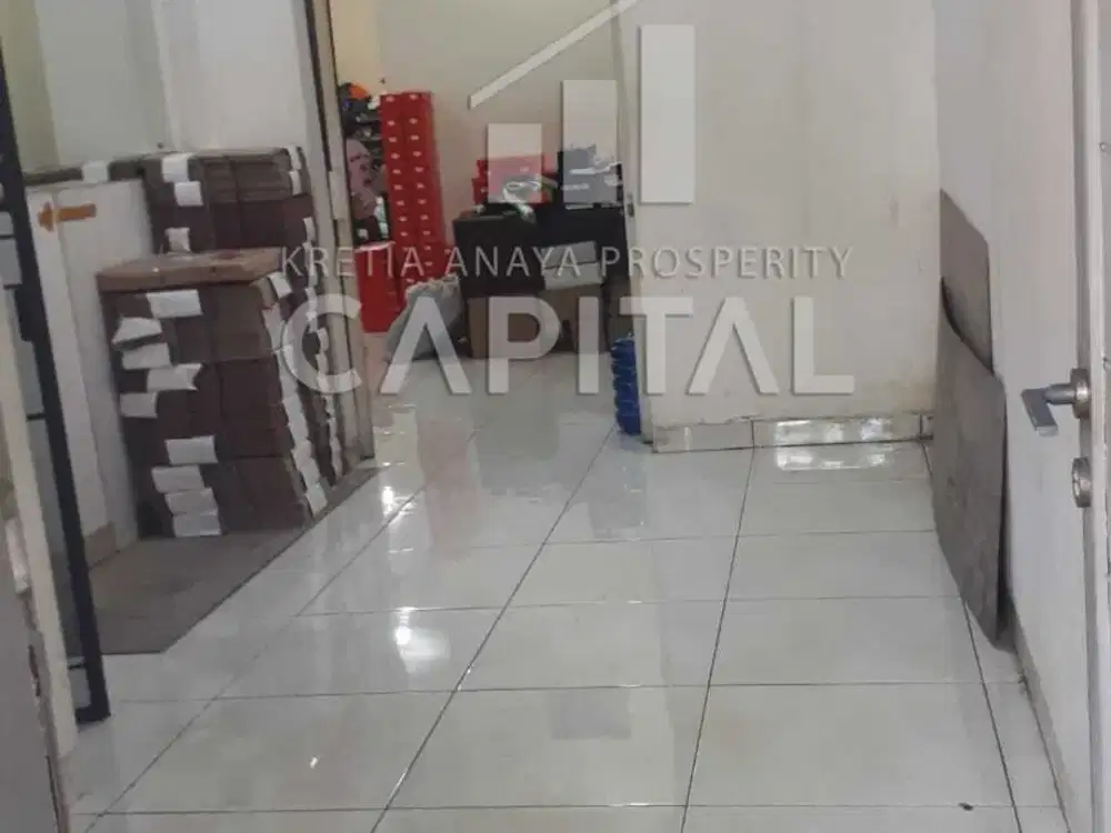 Rumah tinggal cocok untuk usaha yang pastinya bawa hoki di TKI 3