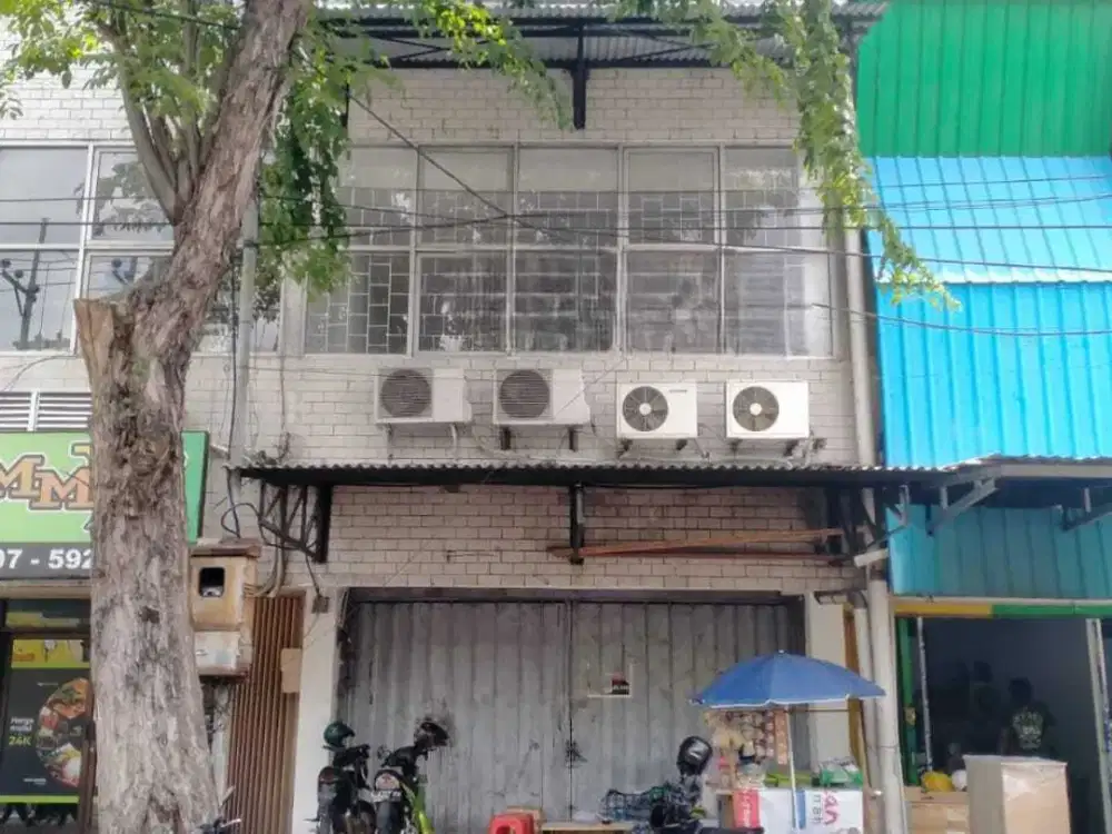 Jual Ruko 3LT, Siap Pakai, Lokasi Bisnis, row jalan 3mobil