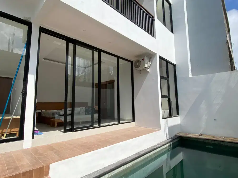 Villa Tropical Minimalis Siap Huni Kawasan Elit Nusa Dua Dekat Pantai