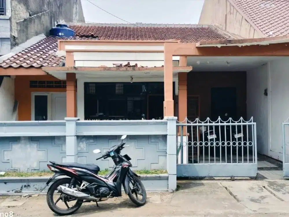 Jual rumah lokasi strategis di Antapani Kota Bandung akses jalan lebar