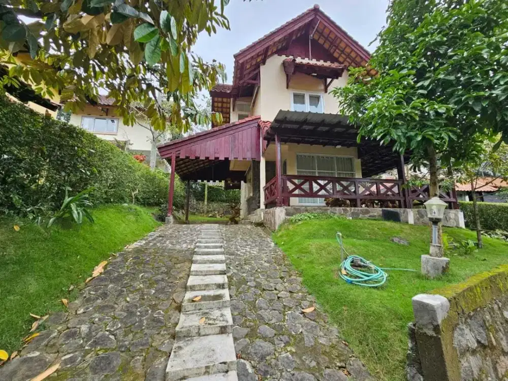 SIAP PAKAI & SIAP HUNI Villa Di Komplek Villa Grand Trawas Mojokerto