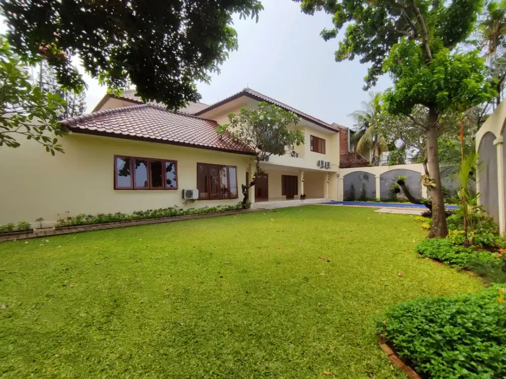 Disewakan Rumah di Kemang Barat