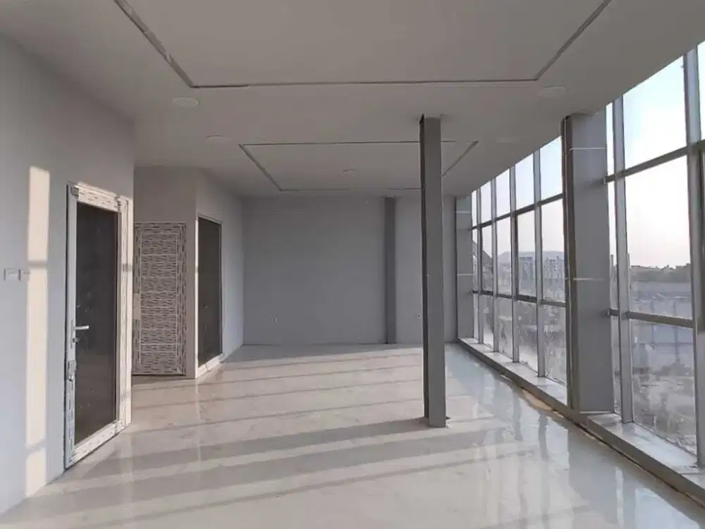 DISEWAKAN GUDANG INCLUDE KANTOR TERDAPAT LIFT BARANG DAERAH KALIDERES