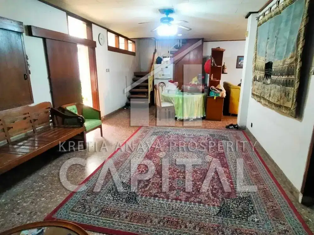 Rumah Lama di Sayap Buah Batu Cocok Banget dibangun Kost