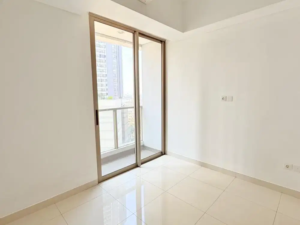 Di Jual Apartemen Taman Anggrek Residences Studio Semi Furnish Bagus