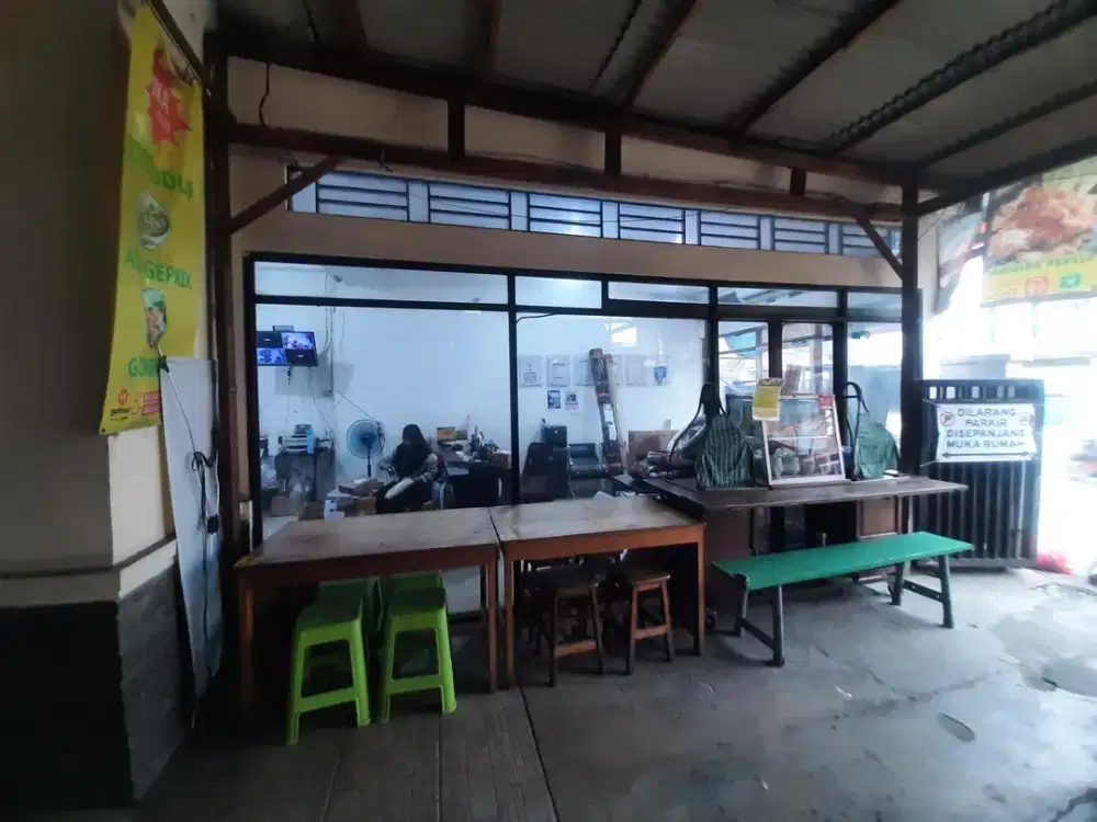 Dijual Rumah Usaha Pinggir Jalan di Nusaloka BSD