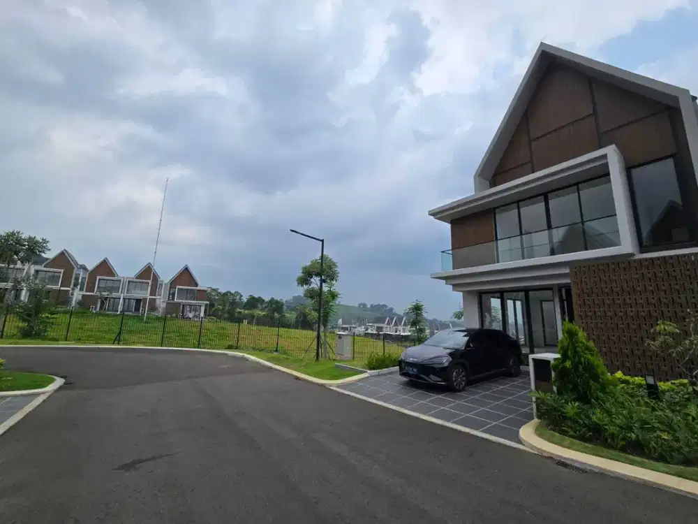 Dijual Rumah Hoek, View Gunung di The Pinewood Residence Bogor