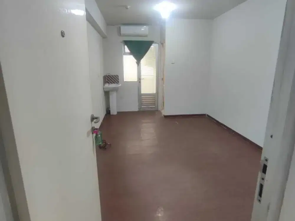 Dijual Apartemen Studio Kelapa Gading Nias Semi Furnish SHM Murah