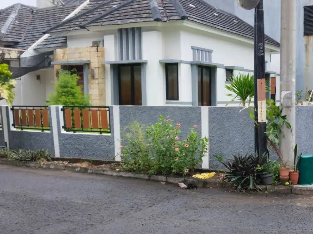 Dijual Rumah Bagus Siap Huni di Serrpong Park -nrl