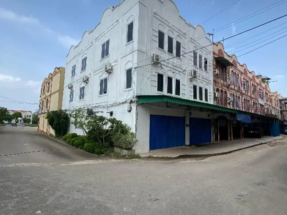 Dijual Murah Ruko 2 unit Gandeng Sungai panas batam