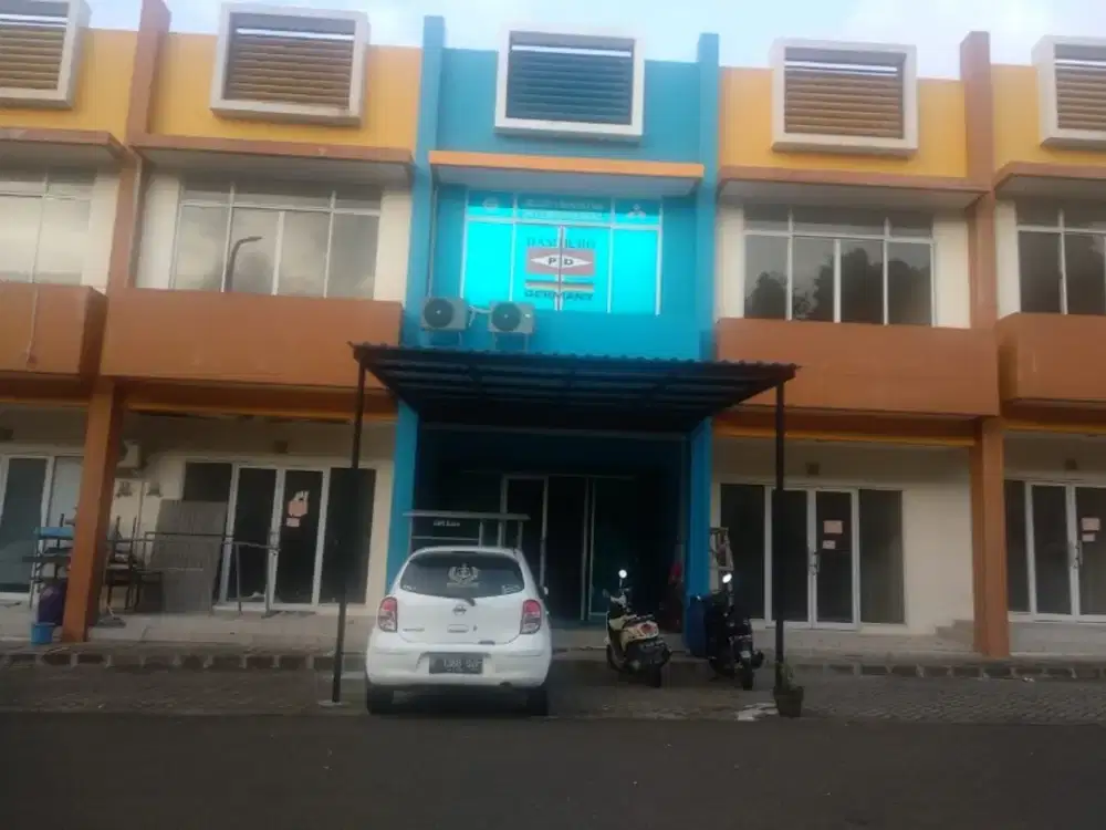 2 Lantai Ruko full furnished disewakan murah di Cibubur Country