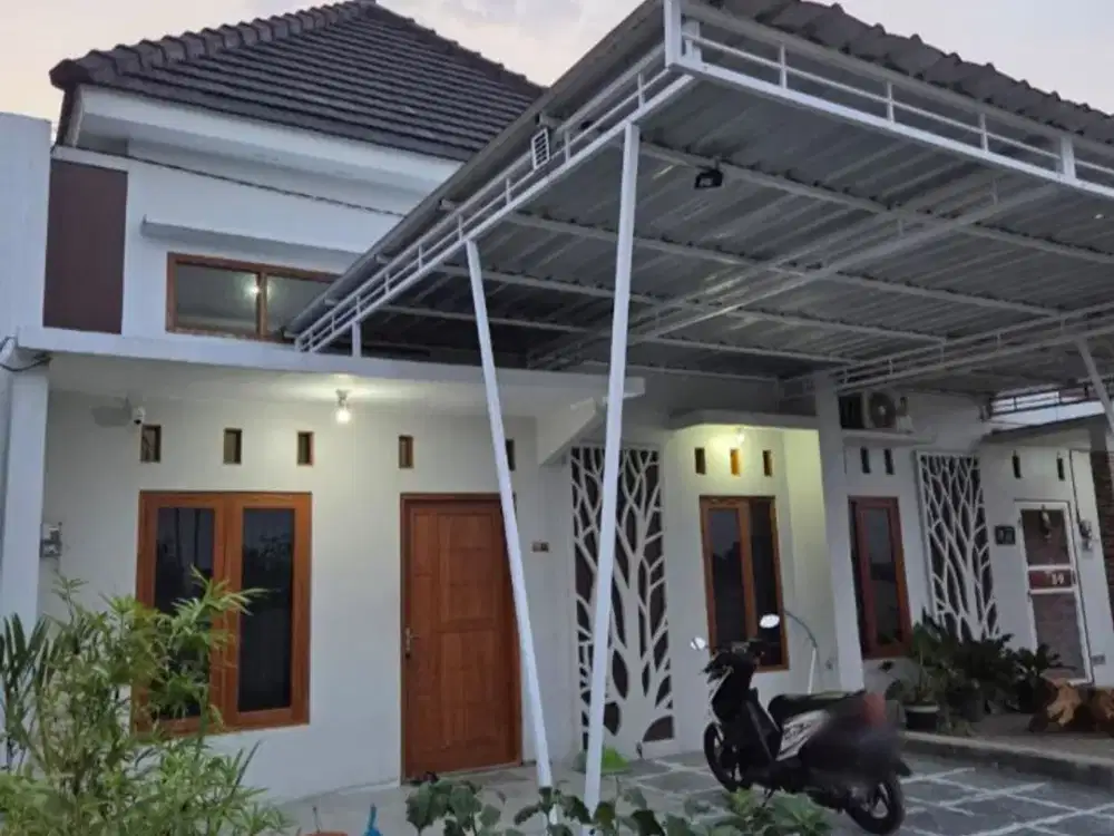 Jual Rumah Murah di Solo Baru dekat Al Azhar