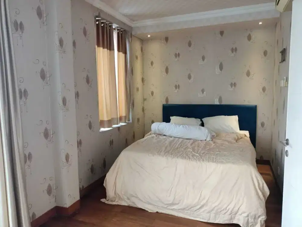 Disewakan Rumah diatas Mall Cosmo Park