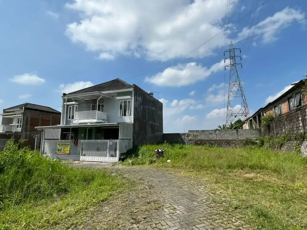 Kost dijual, Belakang Kampus UMM Malang; harga murah!!