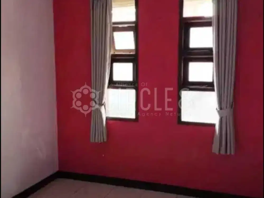 Rumah Nyaman Dengan Kondisi Terawat, Di Kota Baru Parahyangan, Bandung