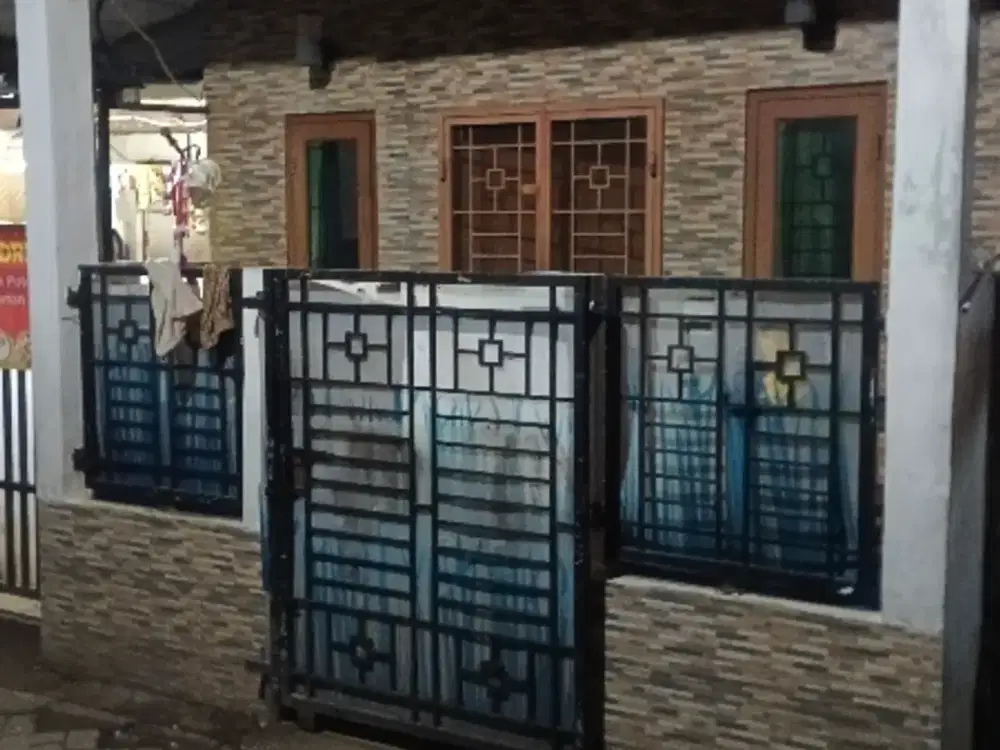 Rumah akses Mobil hrg Banting POL