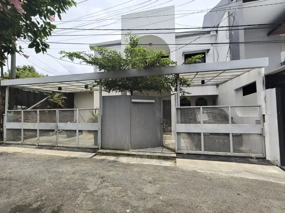 DIJUAL CEPAT RUMAH BAGUS CLASSIC MODERN STRATEGIS PERUMAHAN ARCAMANIK