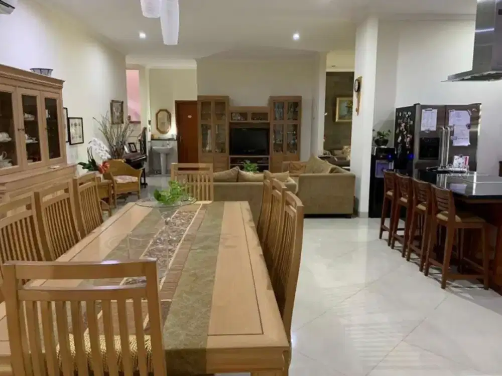 Dijual Cepat Rumah Melati Mas Luas dan Rapi