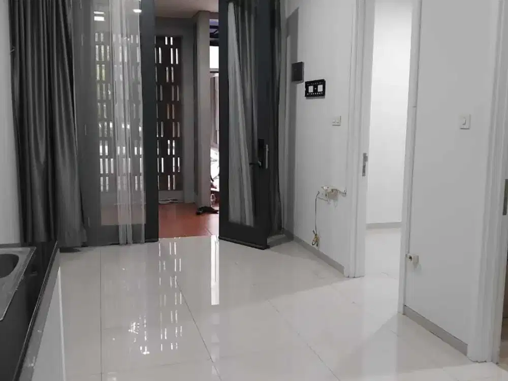 Rumah Minimalis Modern Dalam Cluster Baru Discovery Bintaro