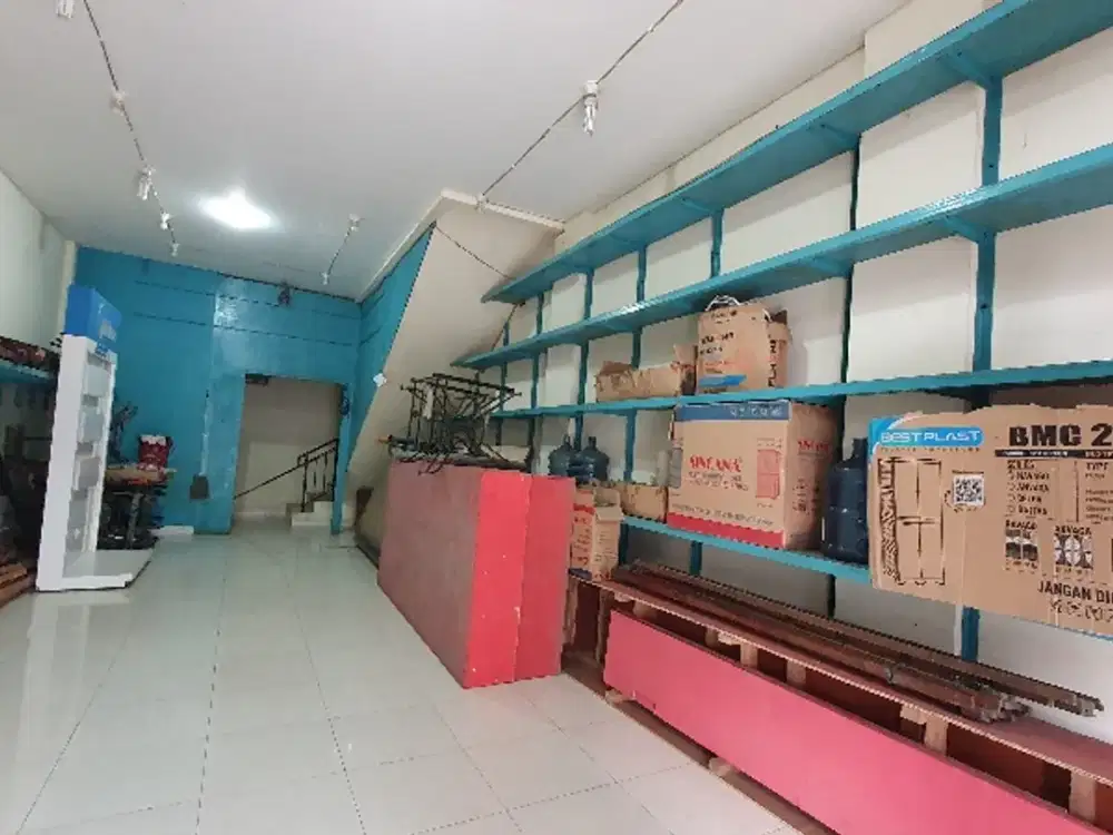 Ruko strategis, harga terjangkau, siap pakai di Bekasi