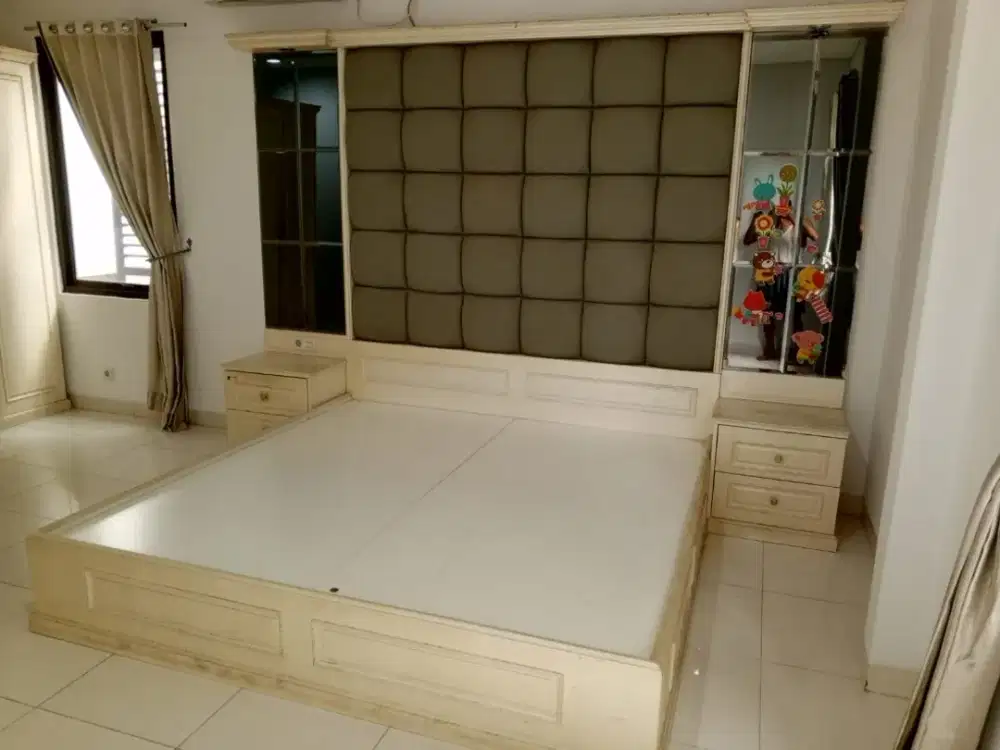 Dijual Rumah 3 Lantai Semi Furnished Greenwich Park Whelford, BSD City