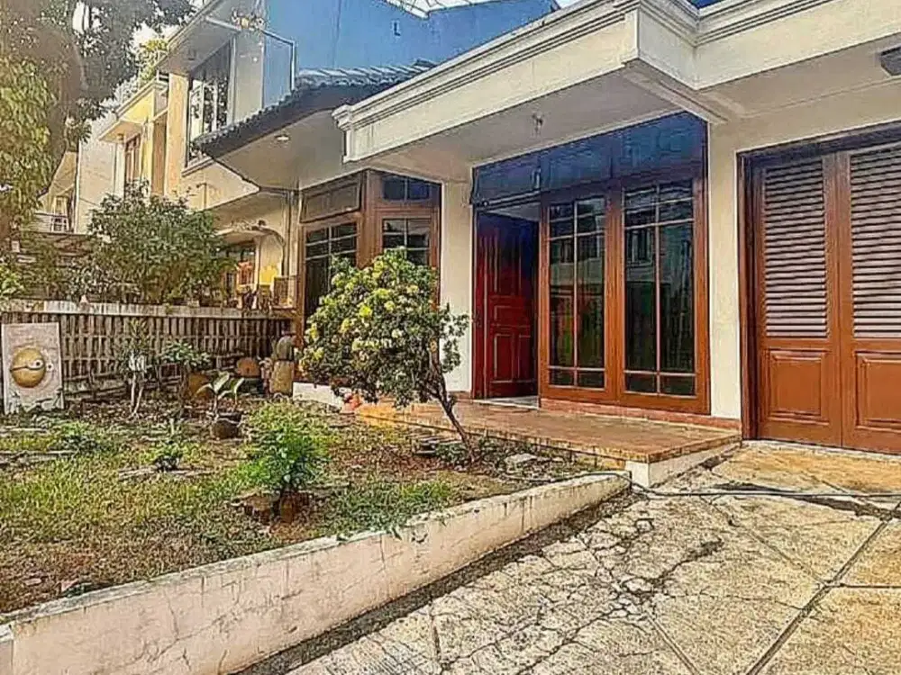 FOR SALE PONDOK INDAH ! RUMAH LAMA HITUNG TANAH   LOKASI STRATEGIS L