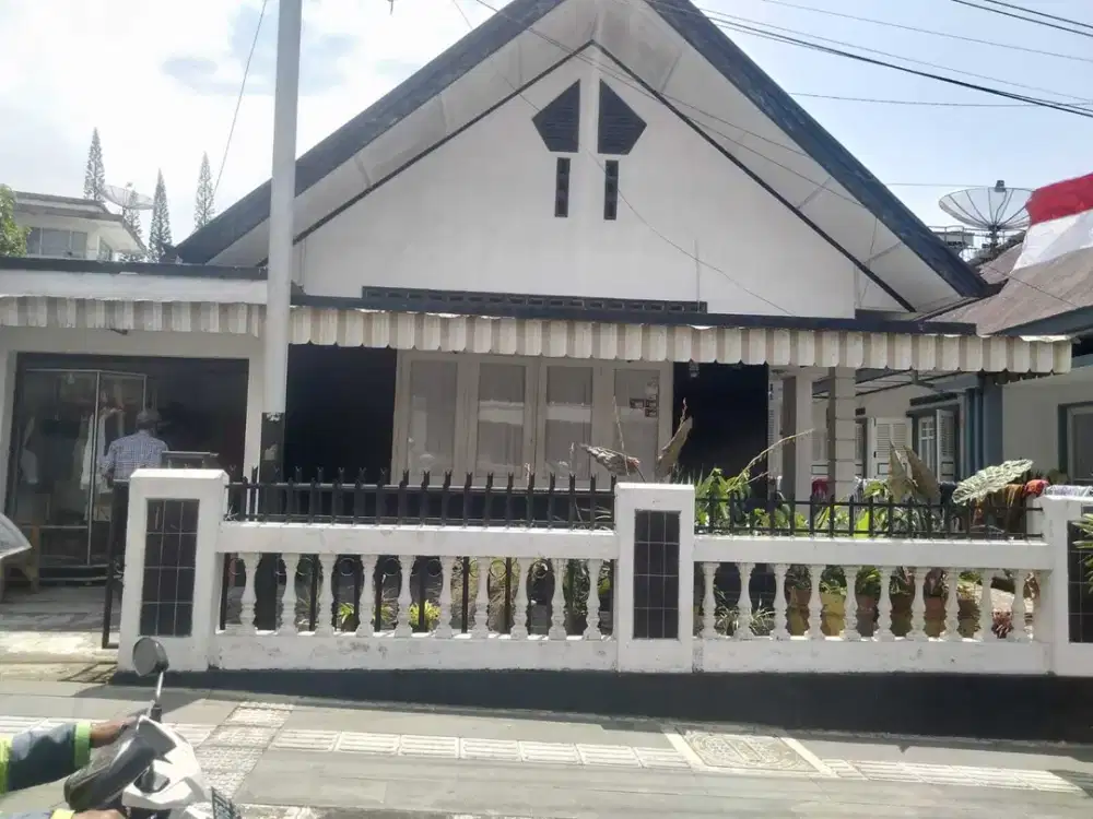 Jual Rumah strategis cocok utk Hotel/penginapan/Ruko Jl Teuku Umar Buk