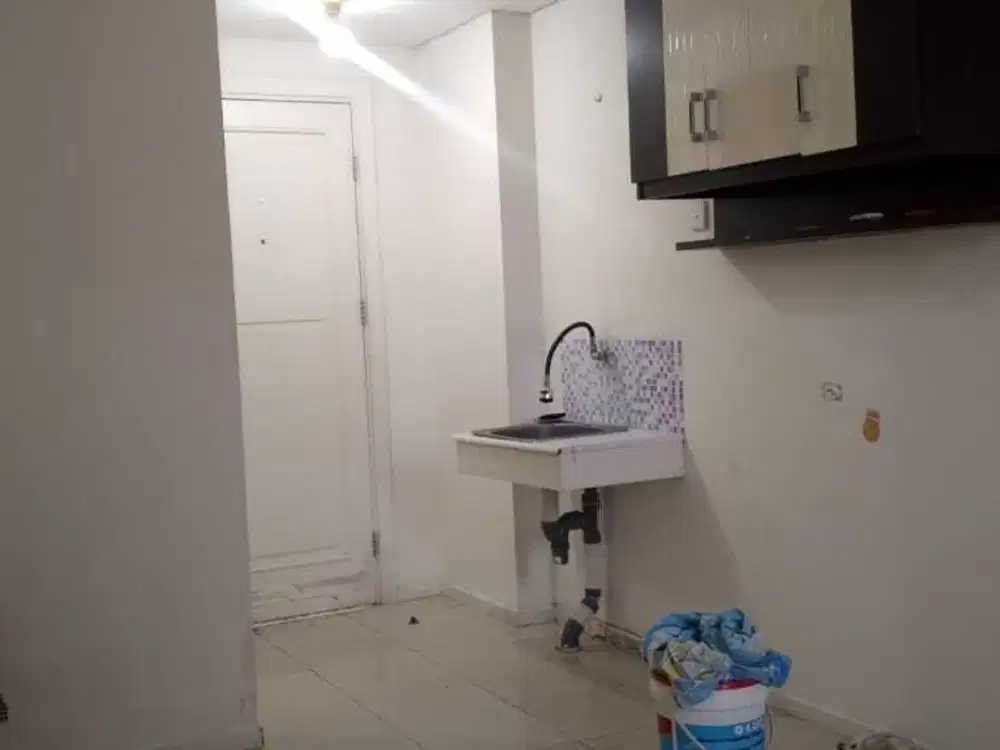 Di sewakan apartemen green lake Sunter tipe studio unfurnish