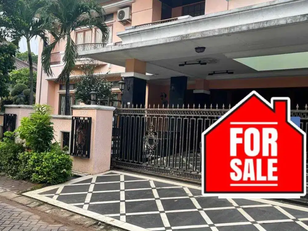 Rumah Private Pool Raffless Hills Cibubur