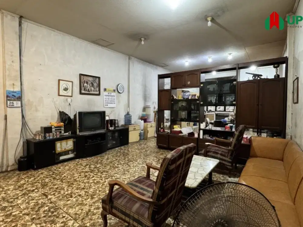 DIJUAL RUMAH DI JALAN SURAKARTA MEDAN