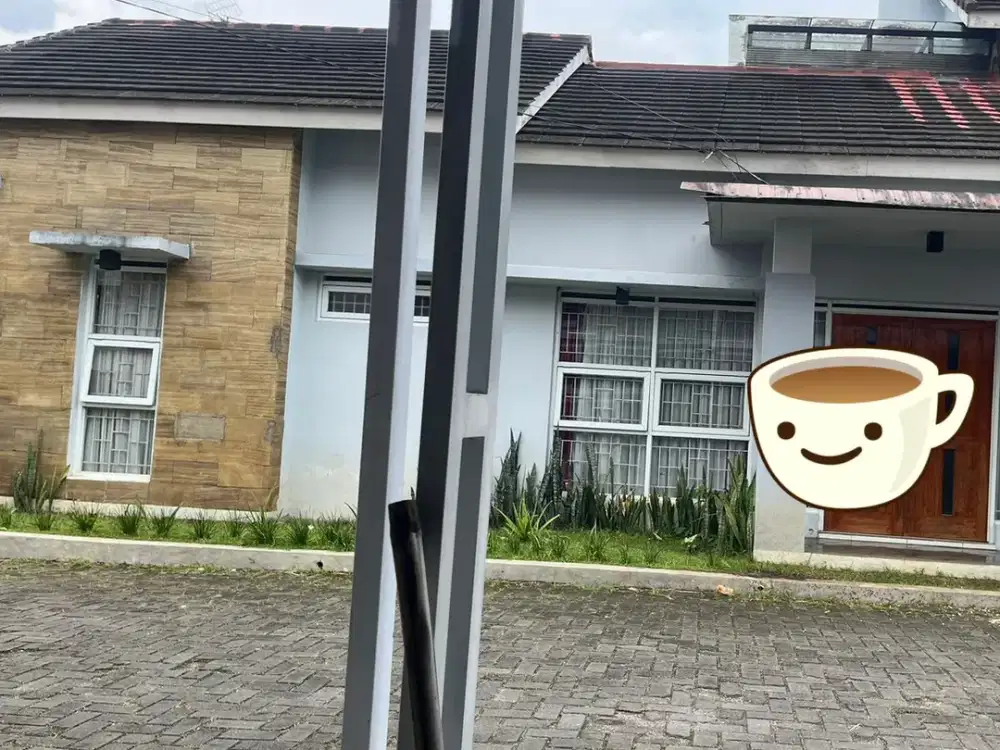 Rumah di Jual di Tarogong deket ke Simpang Lima Garut