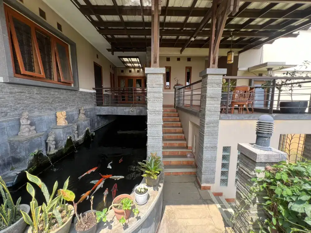 Jual Rumah Mewah Asri & Sejuk Dago Pakar 1000m Taman Luas