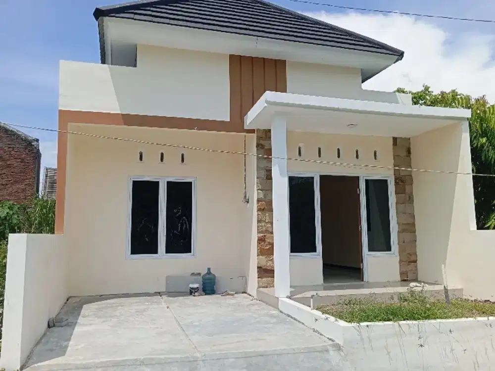 Rumah baru siap huni depok pedurungan dkt kampus AMNI