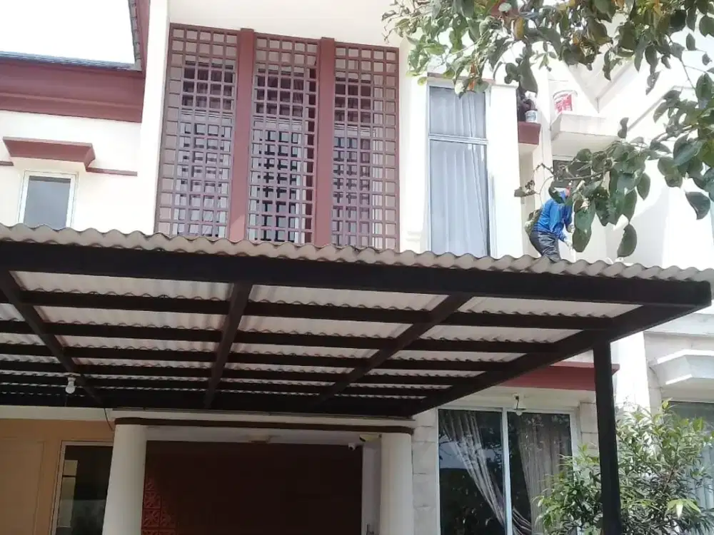 Rumah Depan Taman Greenwich Park Cluster Sheffield BSD